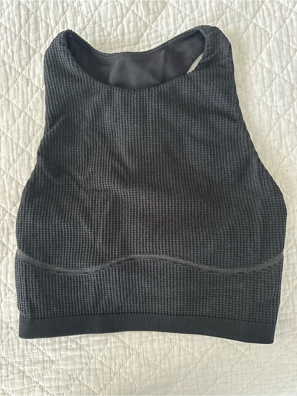 Seamless Black Waffle-Texture High-Neck Sports Bra